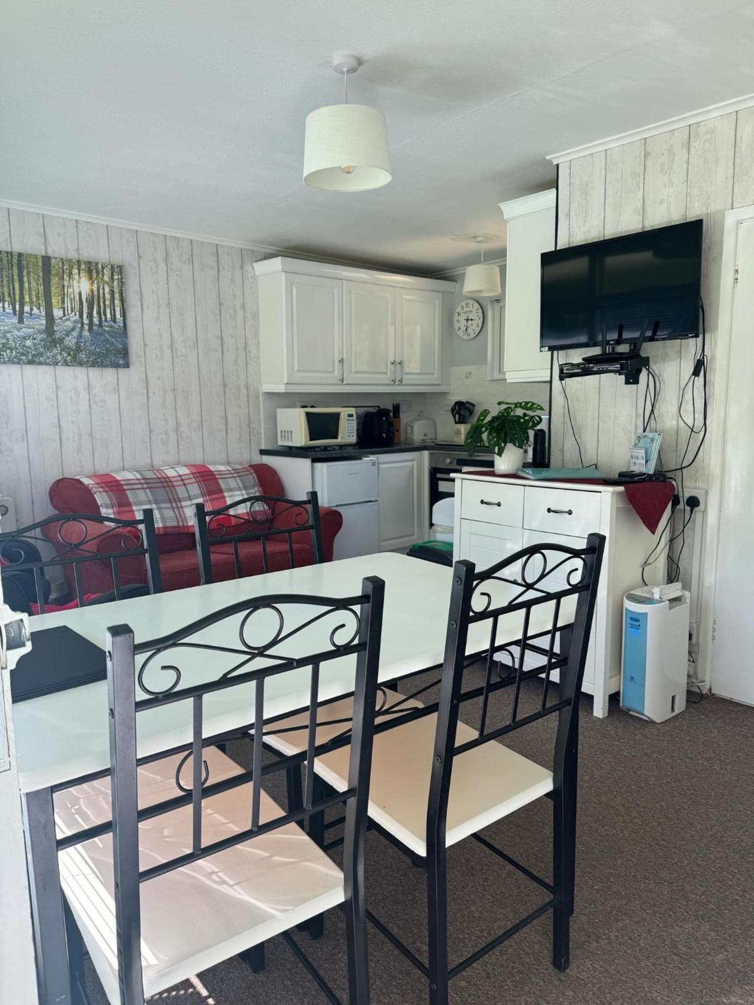 Whispering Creek Hotell New Quay  Exteriör bild