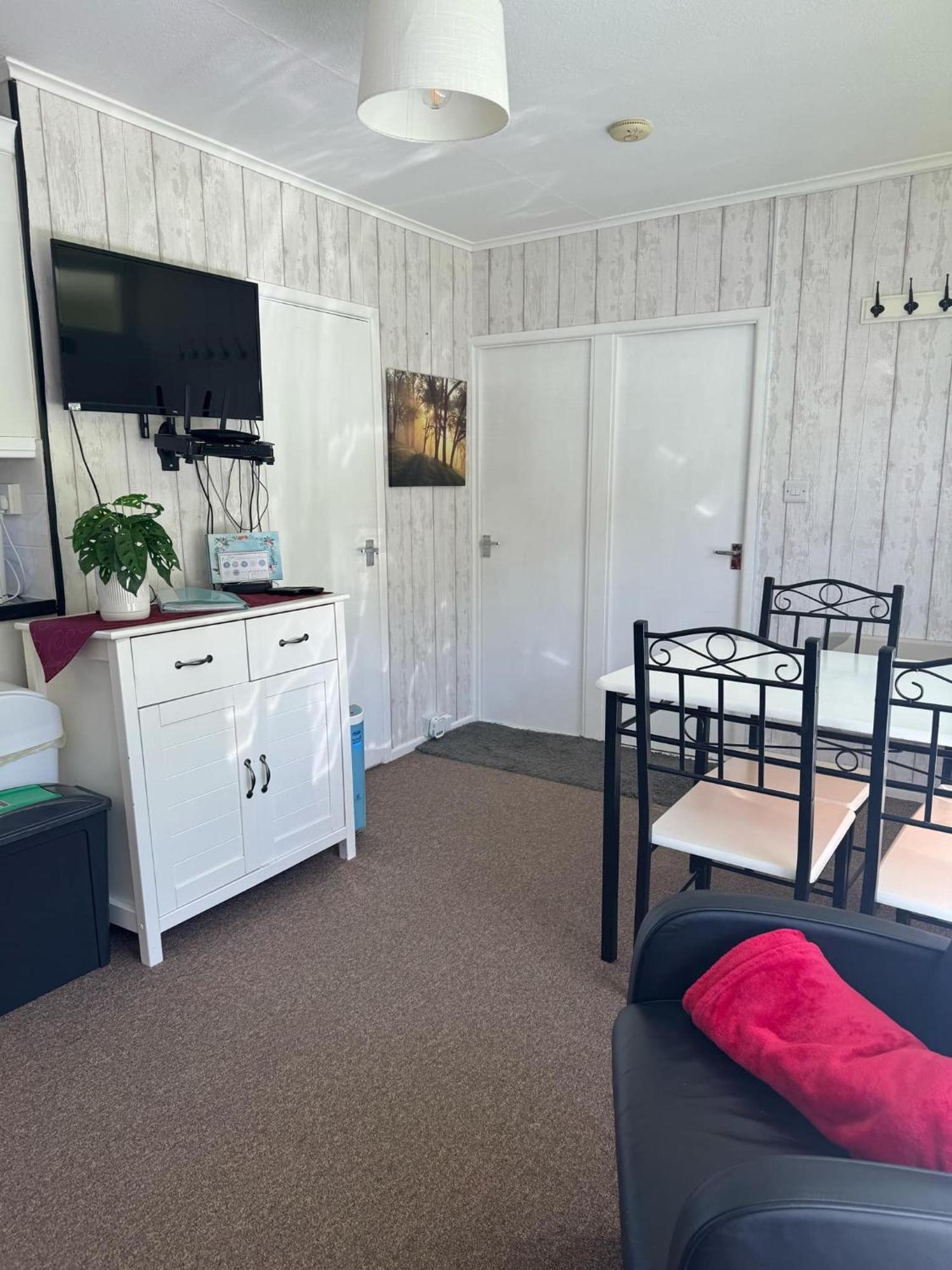 Whispering Creek Hotell New Quay  Exteriör bild